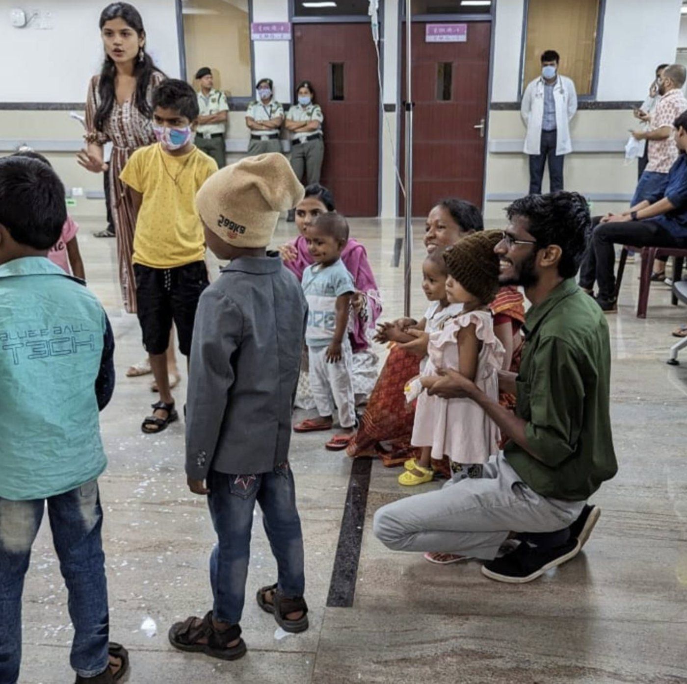 Families and volunteers gathered together on the children’s ward